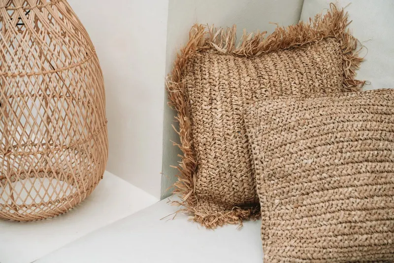 The Raffia Flores Cushion Cover Square Kissenbezug aus Raffia von Bazar Bizar, Größe 40 × 40 cm, Natur, Ansicht 7