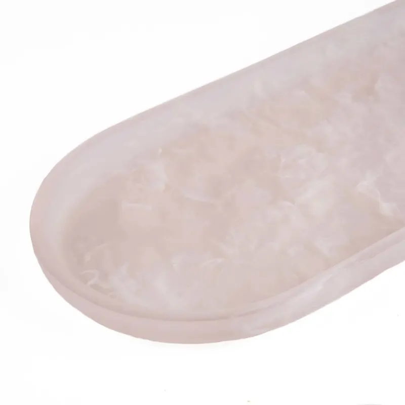 The Resin Oval Plate Teller aus Kunstharz von Bazar Bizar, Größe 44 × 19 × 2 cm, Rosa / Weiß, Ansicht 3