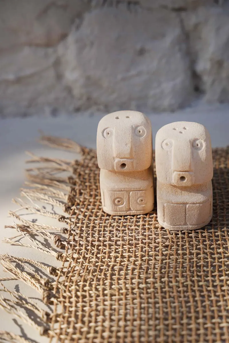 The Salt & Pepper Sumba Gewürzzubehör aus Sandstein von Bazar Bizar, Größe 4 × 5 × 7 cm, Natur, Ansicht 5