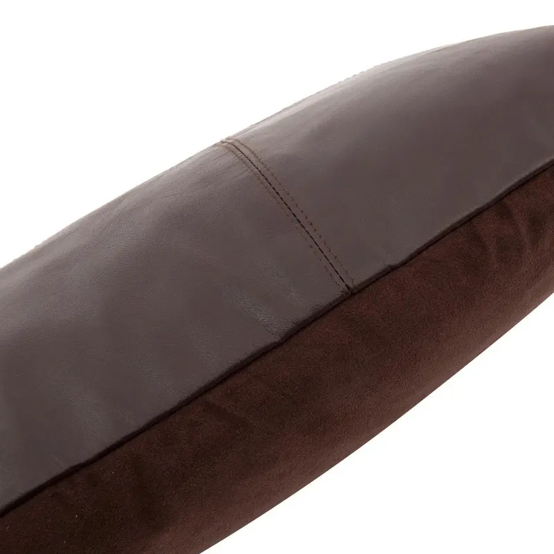 The Six Panel Leather Cushion Cover Kissenbezug von Bazar Bizar, Größe 30 × 50 cm, Schokoladenbraun, Ansicht 4
