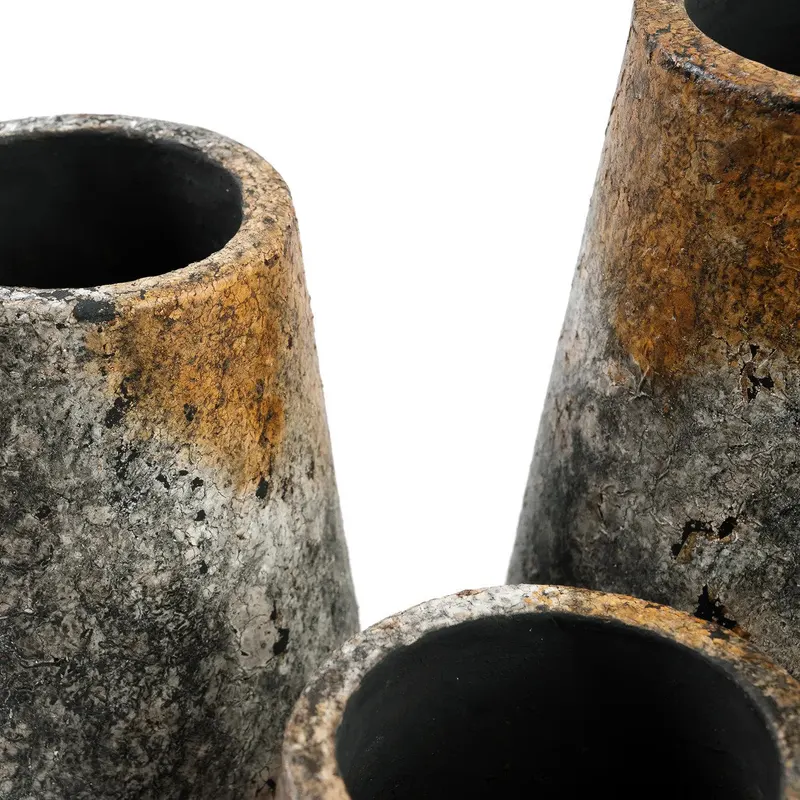 The Spooky Vase, Vase aus Terrakotta, antikgrau von Bazar Bizar, Größe S, Ansicht 6