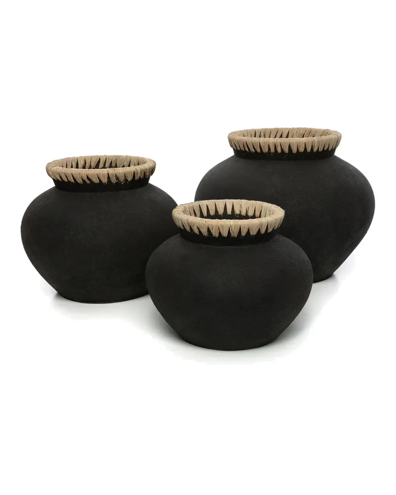 The Styly Vase, Terrakottavase mit Raffia von Bazar Bizar, Größe S, Schwarz / Natur, Ansicht 7