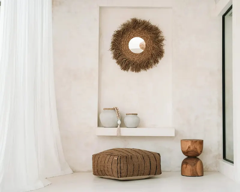 The Styly Vase, Terrakottavase mit Raffia von Bazar Bizar, Größe S, Beton-Natur, Ansicht 4