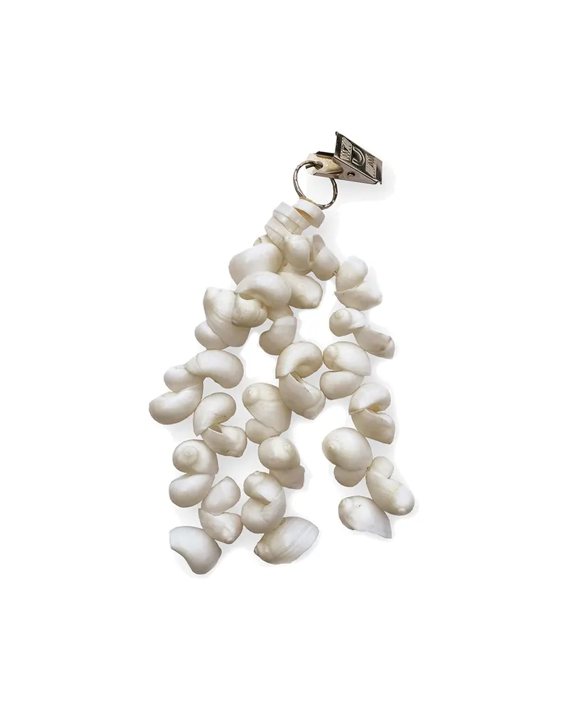 The Table Cloth Hanger Tischdeckenhalter aus Muscheln von Bazar Bizar, Größe 15 × 10 × 2 cm, Weiß, Ansicht 1