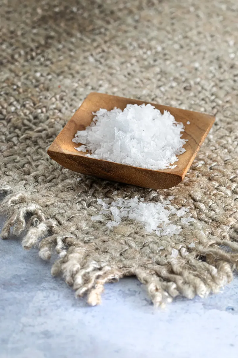 The Teak Root Salt Tray Serviertablett aus Teakwurzelholz von Bazar Bizar, Größe XS, Natur, Ansicht 2