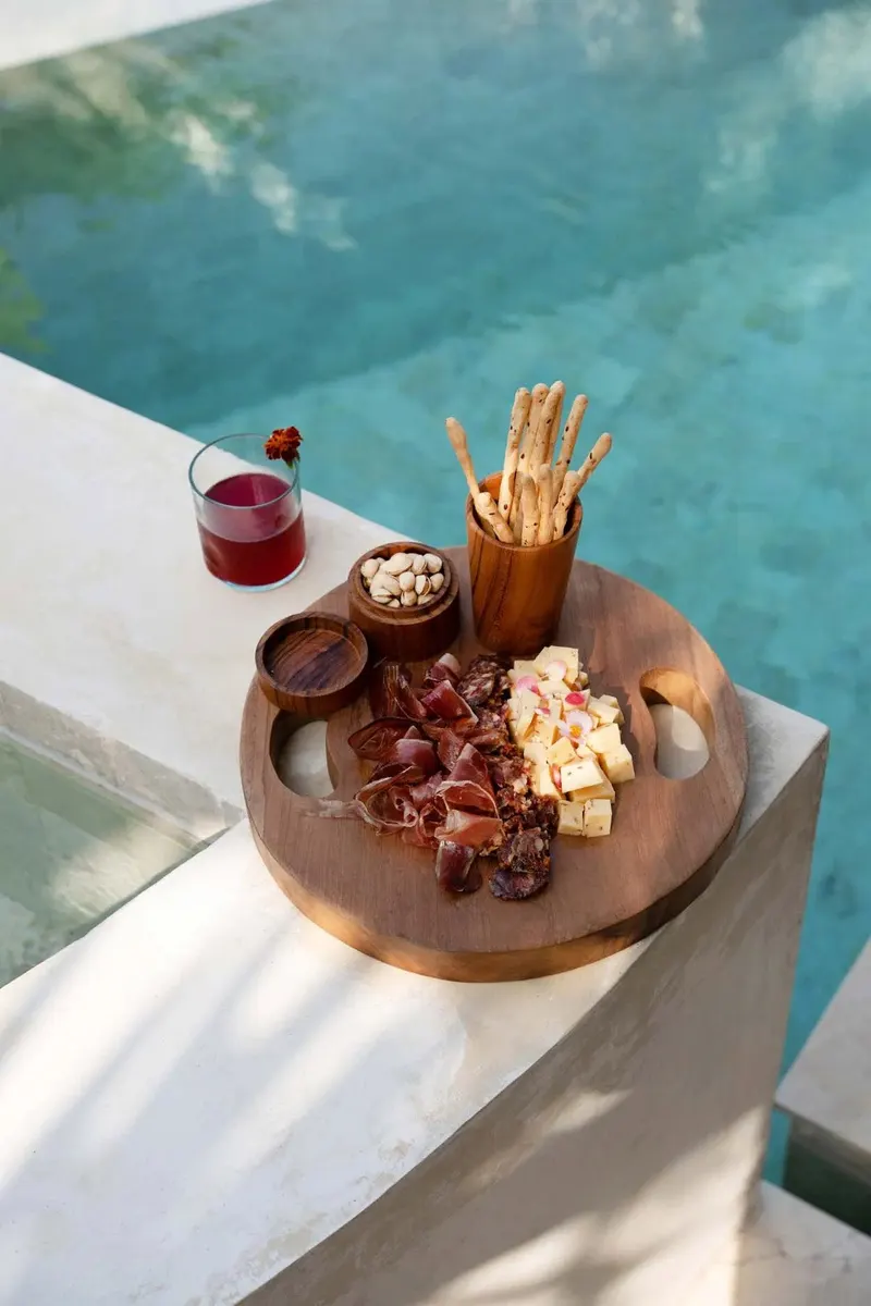 The Teak Root Tray Serviertablett aus Teakholz von Bazar Bizar, Größe L, Natur, Ansicht 2