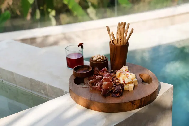 The Teak Root Tray Serviertablett aus Teakholz von Bazar Bizar, Größe L, Natur, Ansicht 3