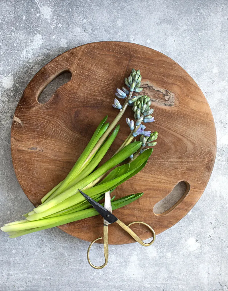 The Teak Root Tray Serviertablett aus Teakholz von Bazar Bizar, Größe L, Natur, Ansicht 4