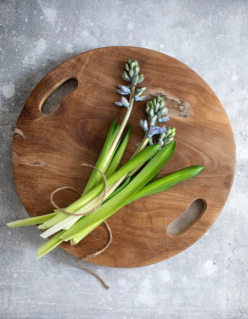 The Teak Root Tray Serviertablett aus Teakholz von Bazar Bizar, Größe M, Natur, Ansicht 6