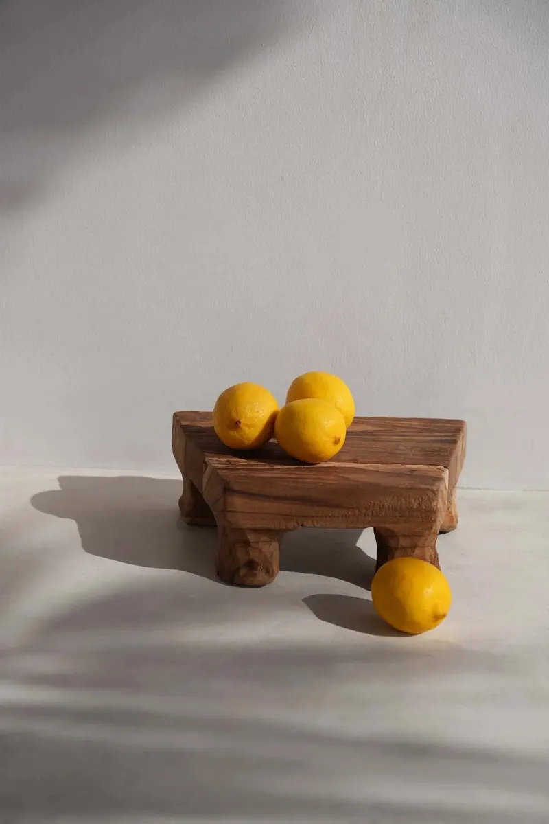 The Yummy Tray Serviertablett aus Teakholz von Bazar Bizar, Größe 20 × 30 × 10 cm, Natur, Ansicht 2