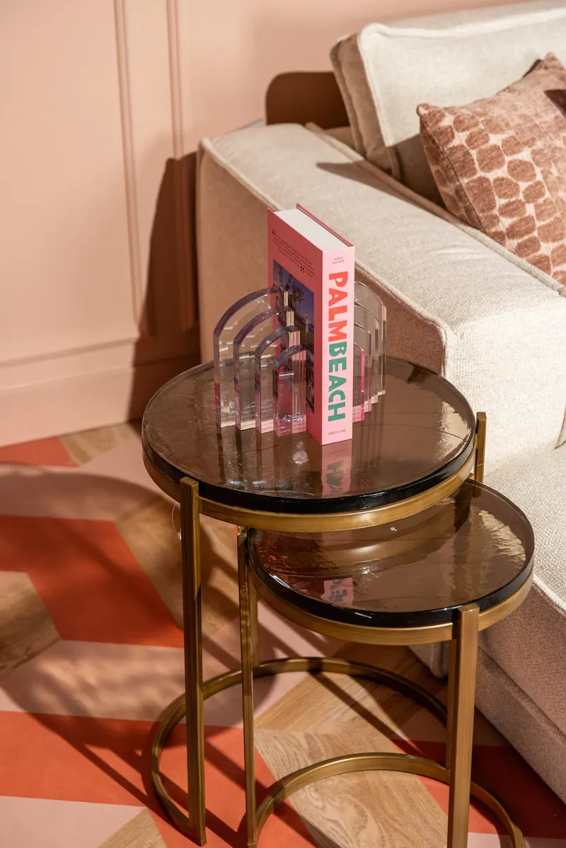 Beistelltisch Cleo, Goldfarben, 2er-Set von Richmond Interiors, Wohnbeispiel 5, im Wohnraum