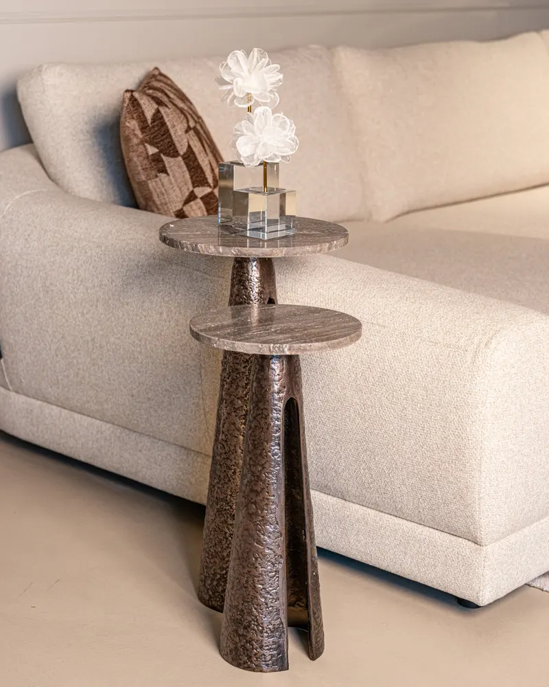 Beistelltisch Eldora, Bronzefarben, 25Ø cm von Richmond Interiors, Wohnbeispiel 7, im Wohnraum
