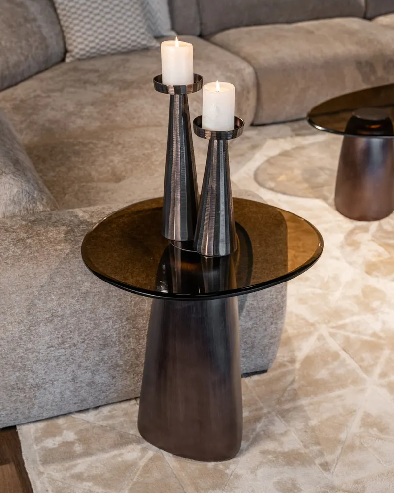 Beistelltisch Hayden, Bronzefarben von Richmond Interiors, Wohnbeispiel 2, im Wohnraum