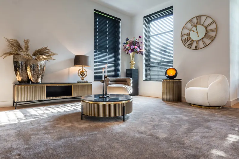 Ironville, Goldfarben, 50Ø cm von Richmond Interiors, Wohnbeispiel 5, im Wohnraum