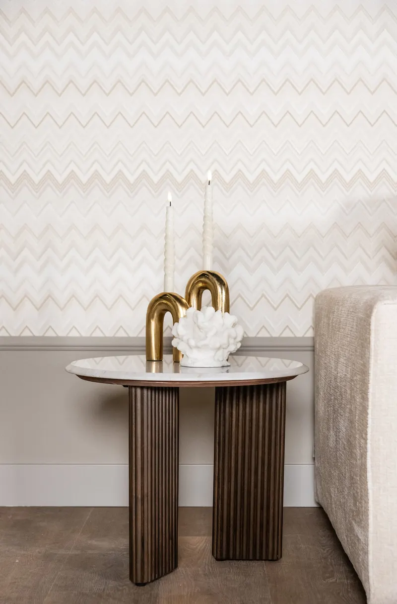 Beistelltisch Mayfield, Braun, 55Ø cm von Richmond Interiors, Wohnbeispiel 4, im Wohnraum