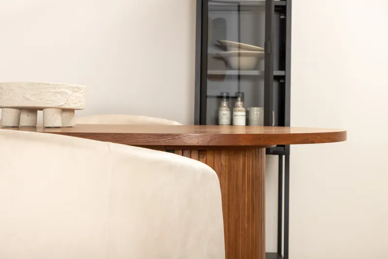 Bianca & Berit Essgruppe mit ovalem Esstisch und 4 gepolsterten Stühlen in Walnuss, Beige, Gestell Schwarz, im Wohnraum, Ansicht 5