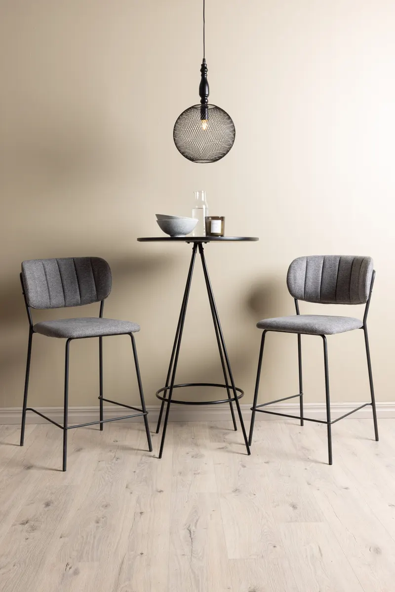 Bistro & Bell Essgruppe mit rundem Bartisch und zwei Barhockern, im Wohnraum, Ansicht 1