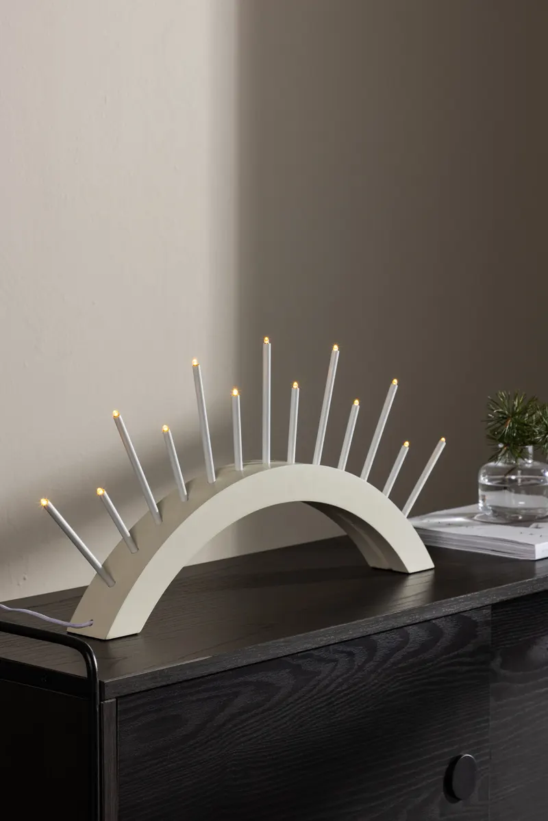Björnrike Lichterbogen mit 13 Lichtern in Halbkreisform in Beige, im Wohnraum, Ansicht 1