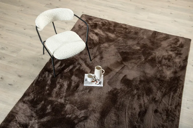 Blanca Teppich aus Polyester in 230 × 160 cm, Braun, im Wohnraum, Ansicht 3