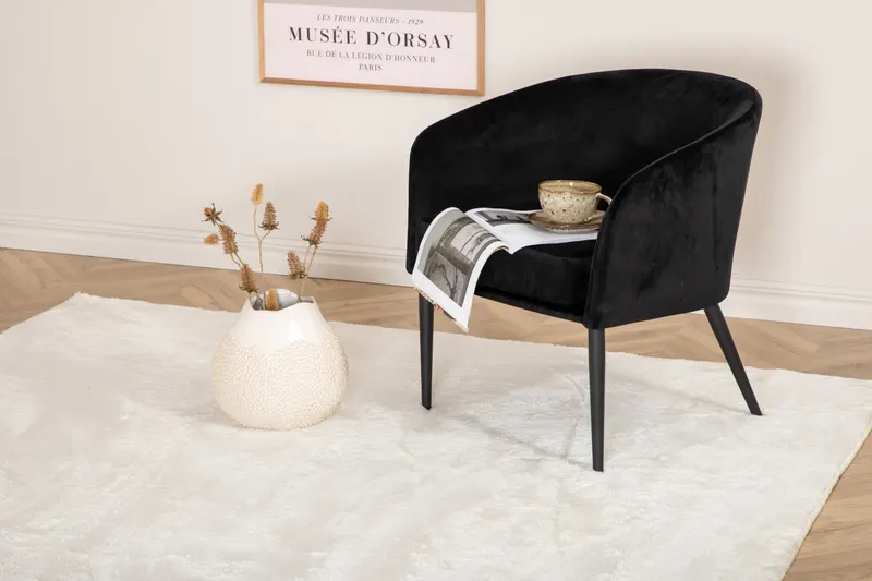 Blanca Teppich aus Polyester in 230 × 160 cm, Weiß, im Wohnraum, Ansicht 4