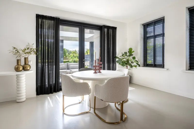 Konsolentisch Bloomstone Weiß 170 cm von Richmond Interiors, Wohnbeispiel 11, im Wohnraum