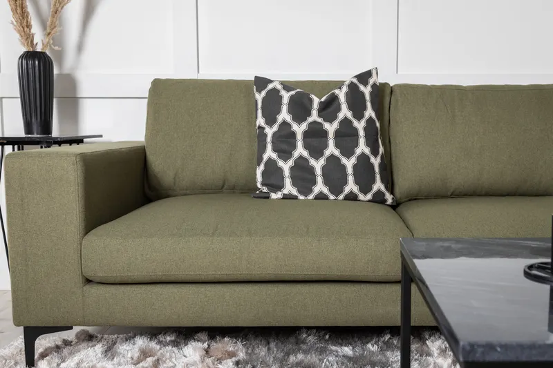 Bolero 3er Sofa mit breiten Armlehnen in Grün, Gestell Schwarz, Polyester, im Wohnraum, Ansicht 6