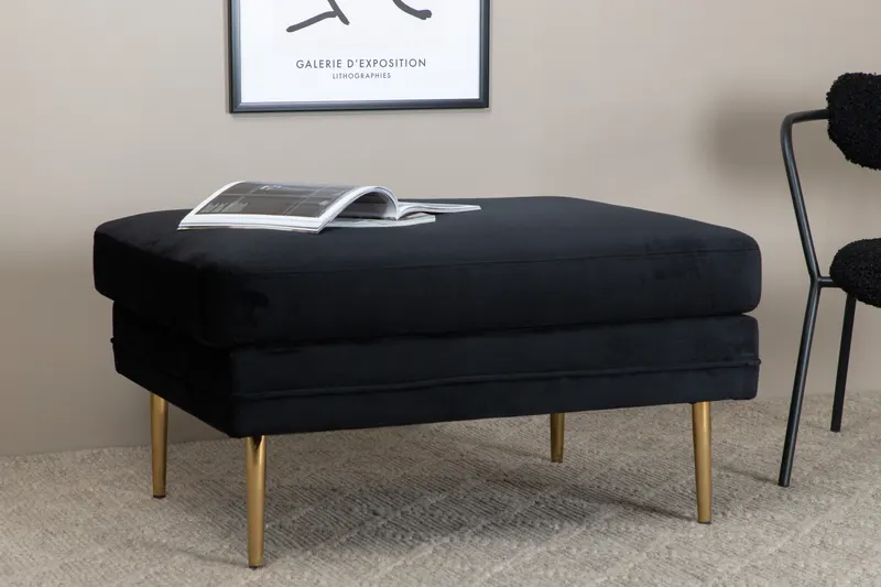 Boom eckiger Fußhocker mit Sitzkissen in Schwarz, Gestell Gold, Polyester-Samt, im Wohnraum, Ansicht 2