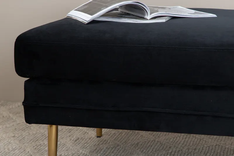 Boom eckiger Fußhocker mit Sitzkissen in Schwarz, Gestell Gold, Polyester-Samt, im Wohnraum, Ansicht 4