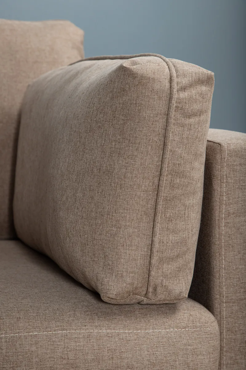 Boom Sessel mit schlanken Stahlbeinen in Braun, Gestell Schwarz, Polyester, im Wohnraum, Ansicht 4