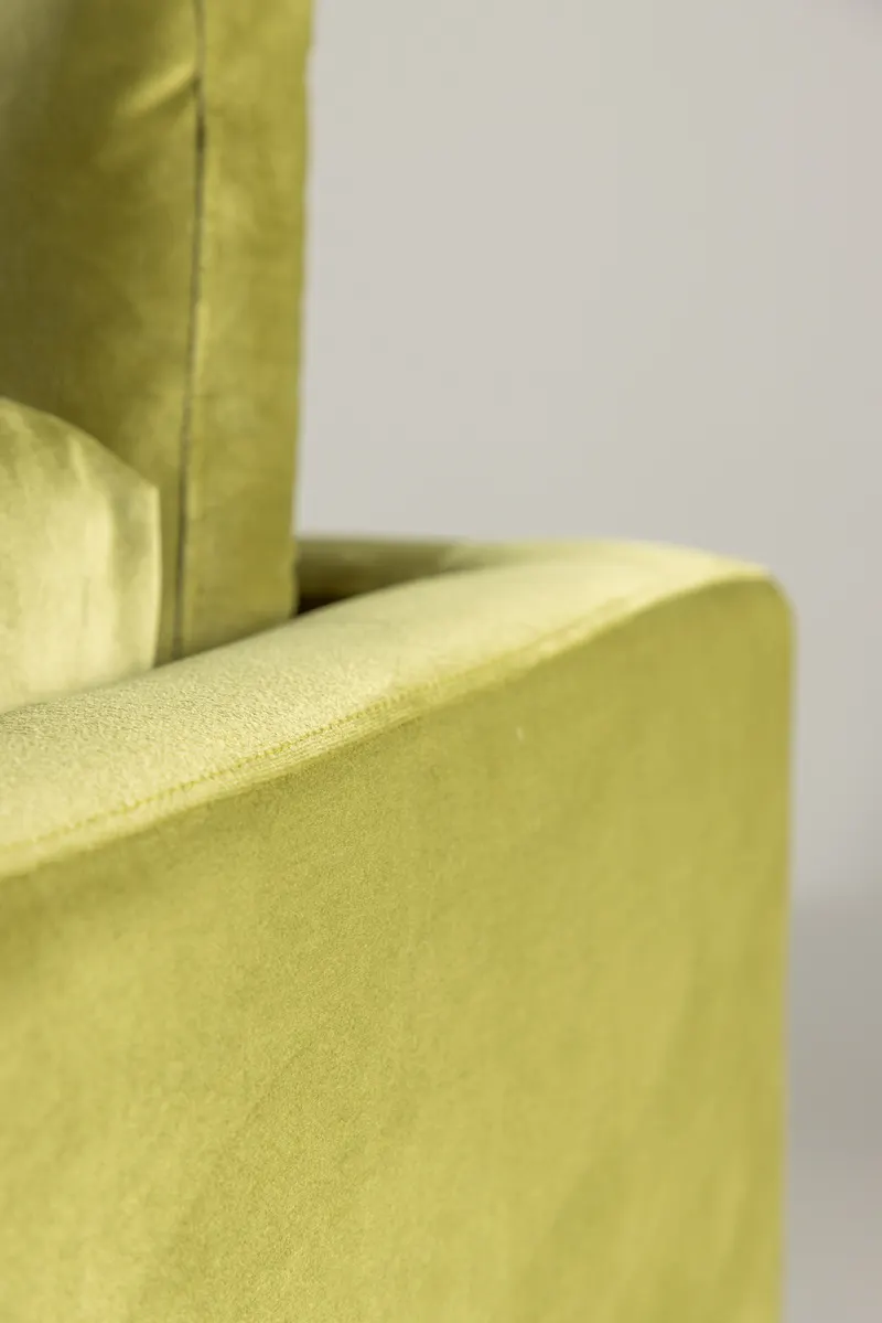 Boom Sofa mit Stahlbeinen in Grün, Gestell Gold, Polyester-Samt, im Wohnraum, Ansicht 4