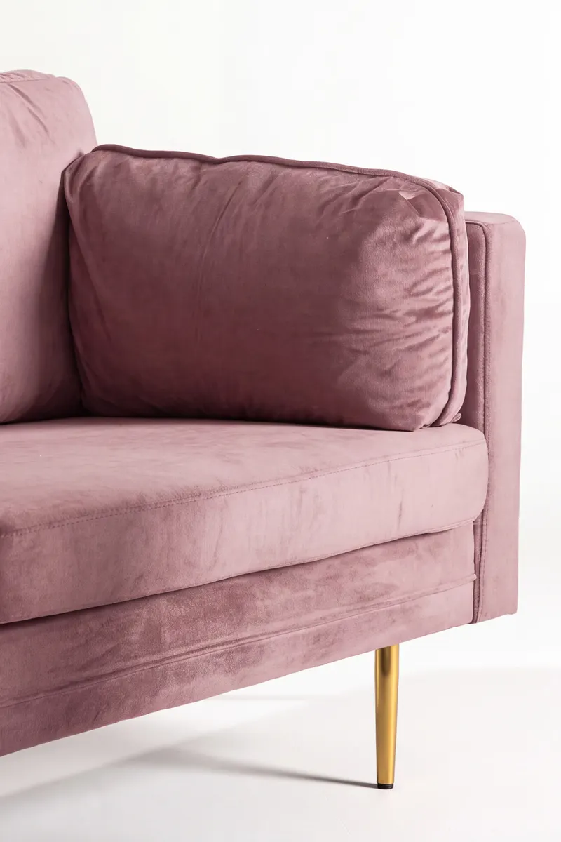 Boom Sofa mit Stahlbeinen in Altrosa, Gestell Gold, Polyester-Samt, im Wohnraum, Ansicht 2