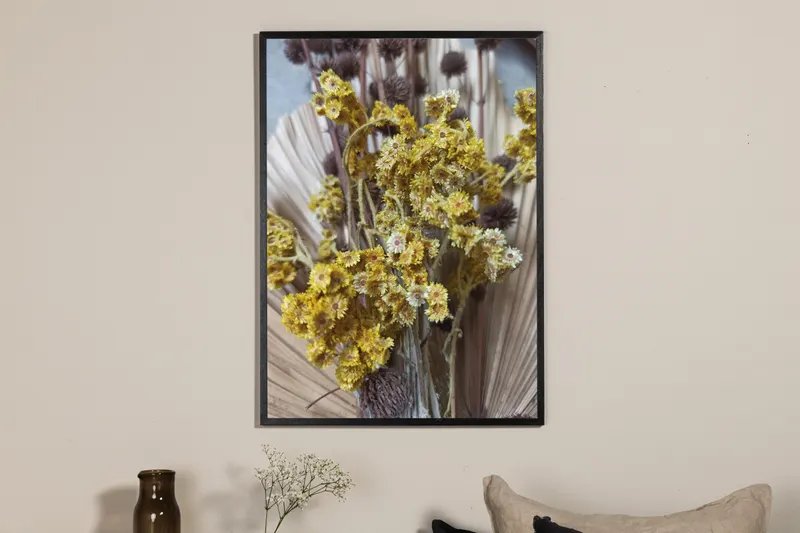 Bouquet Poster mit Blumenstrauß in 100 × 70 cm, im Wohnraum, Ansicht 2