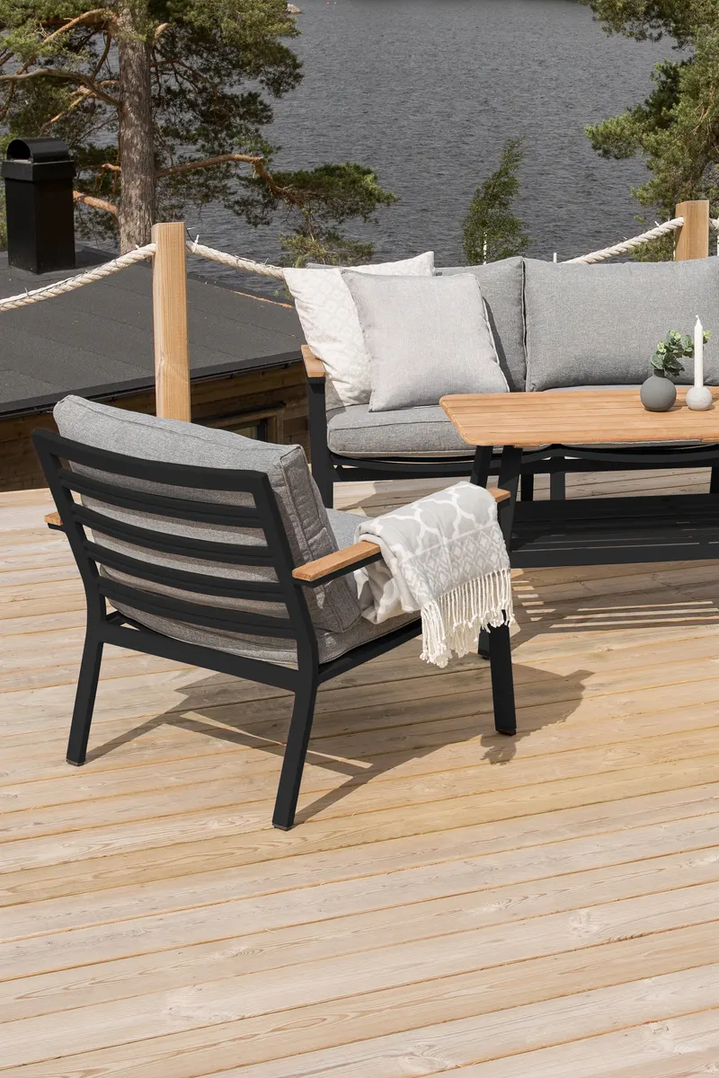 Brasilia Gartenlounge mit Dreisitzer, zwei Sesseln und Couchtisch, im Wohnraum, Ansicht 5
