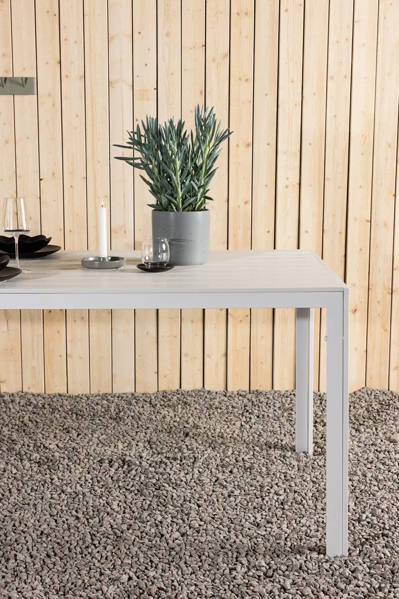 Break rechteckiger Gartentisch mit Aintwood-Platte in 205 × 90 cm, Weiß, im Wohnraum, Ansicht 4