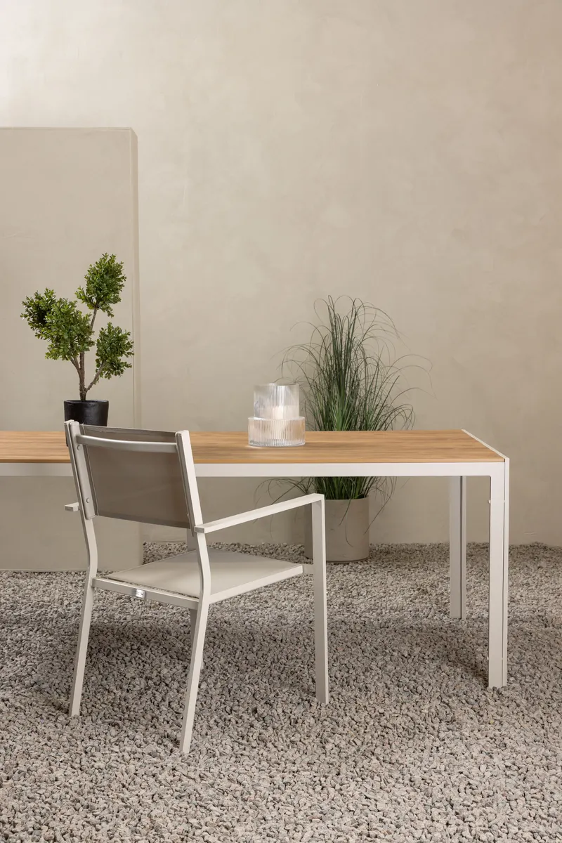 Break rechteckiger Gartentisch mit Aintwood-Platte in 205 × 90 cm, Beige, im Wohnraum, Ansicht 4