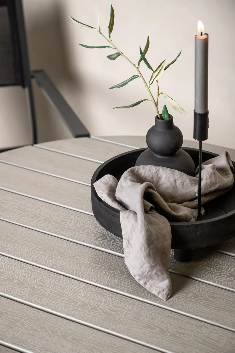 Break runder Gartentisch mit schräg gestellten Beinen in Ø 90 cm, Grau, Gestell Weiß, im Wohnraum, Ansicht 2