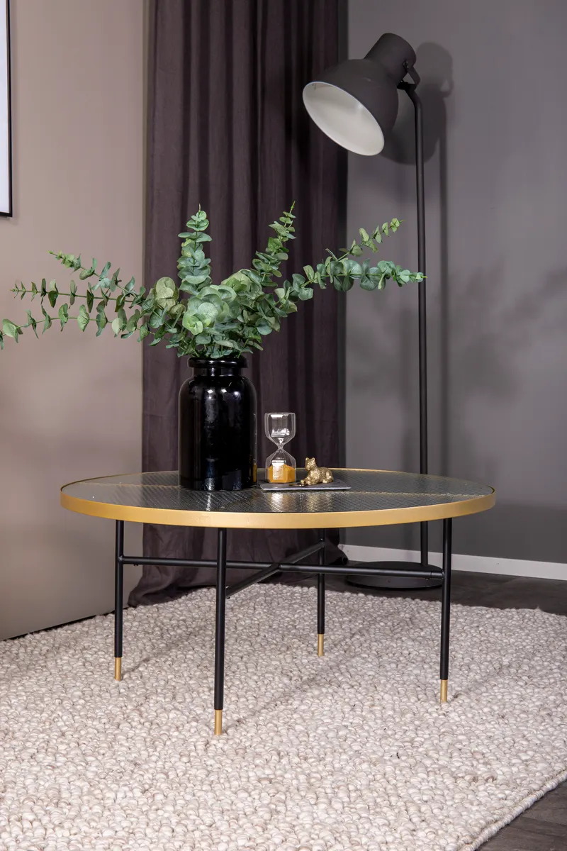 Bubbles runder Couchtisch Ø 98 cm mit Glasplatte und goldfarbenem Rand, im Wohnraum, Ansicht 5