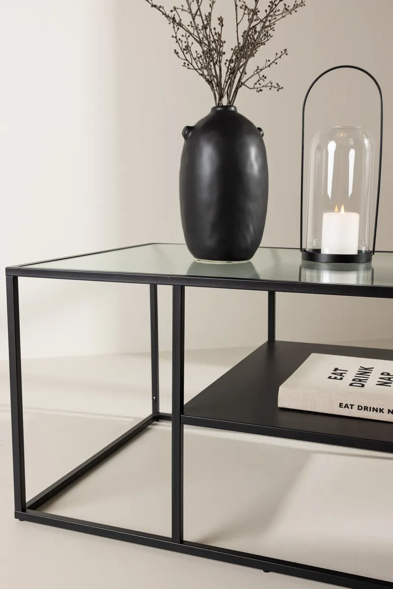 Campinas Couchtisch aus Glas und Stahl mit Ablage, im Wohnraum, Ansicht 2