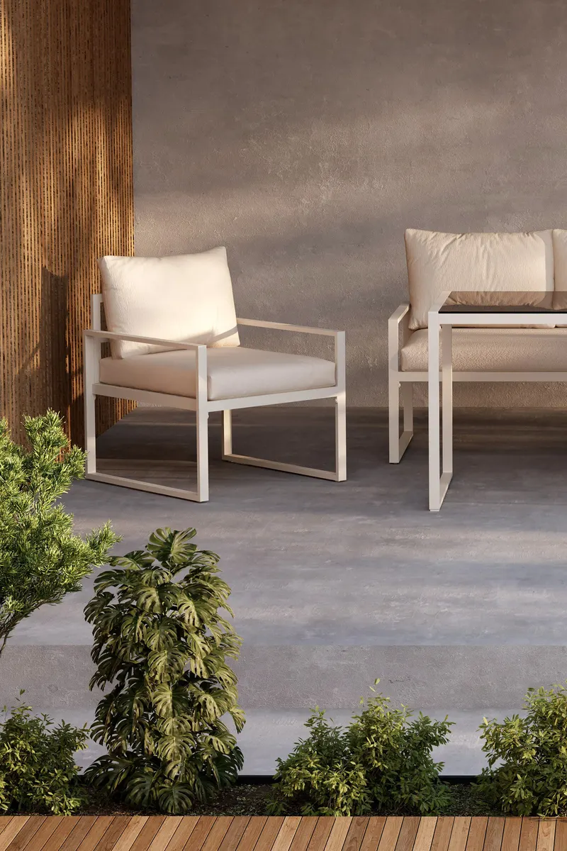 Catania Gartenlounge mit Sofa, zwei Sesseln und Glastisch in Beige, im Wohnraum, Ansicht 2