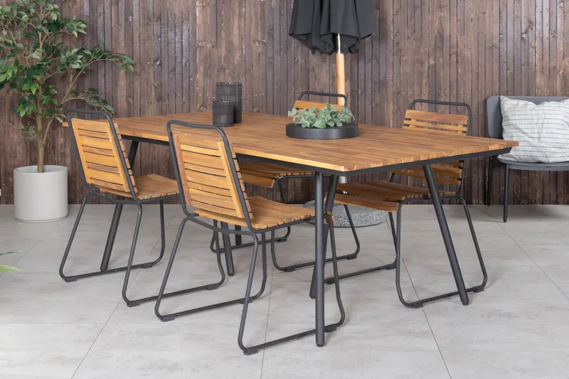 Chan & Bois Gartenmöbel-Set mit Akazientisch und 4 Stühlen in Natur, Gestell Schwarz, im Wohnraum, Ansicht 2