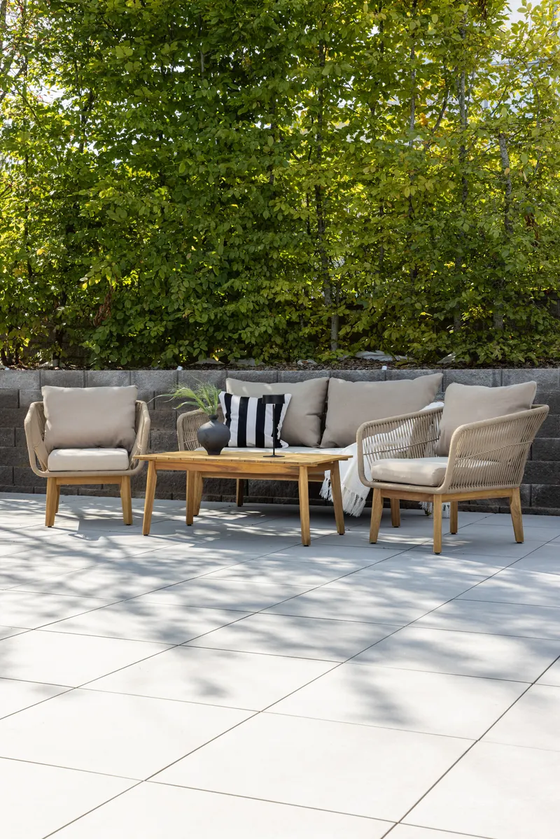 Chania Gartenlounge mit Zweisitzer, zwei Sesseln und Couchtisch, im Wohnraum, Ansicht 1