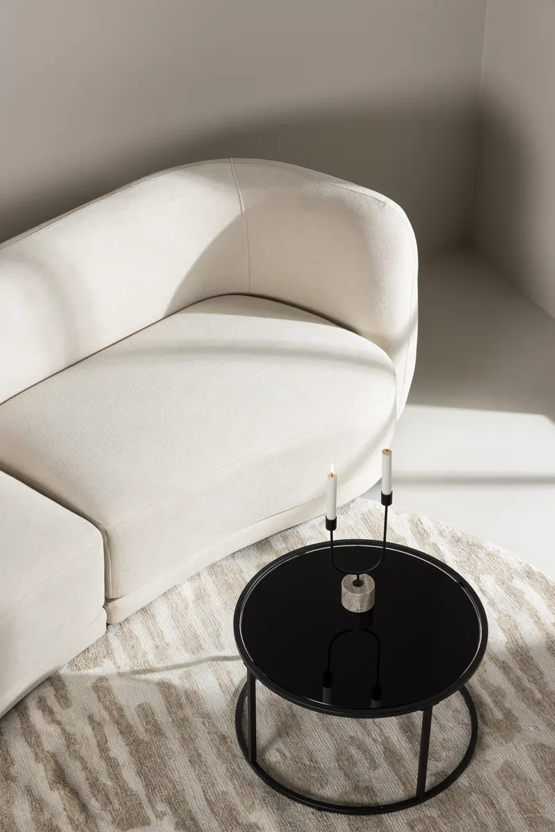 Cielo Sofa mit runden Kanten in Weiß, Gestell Schwarz, Polyester, im Wohnraum, Ansicht 4