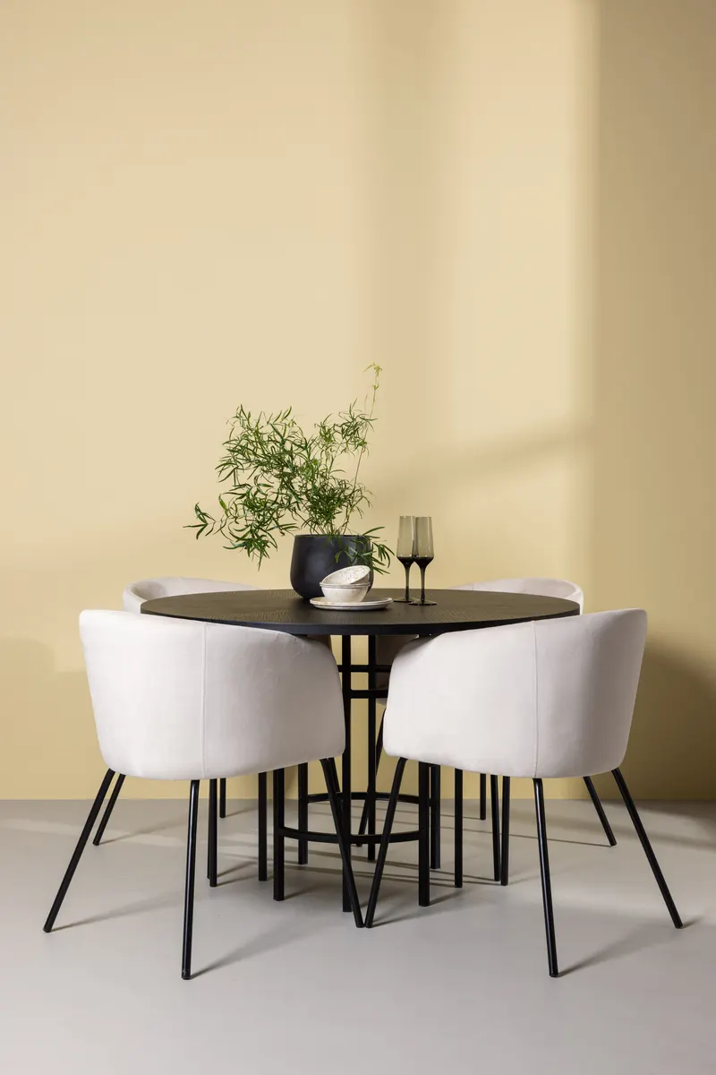 Copenhagen & Berit Essgruppe mit rundem Esstisch und 4 gepolsterten Stühlen in Ø 115 cm, Schwarz, Beige, Gestell Schwarz, im Wohnraum, Ansicht 1