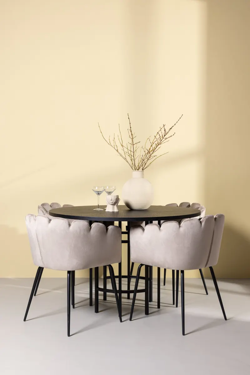 Copenhagen & Limhamn Essgruppe mit rundem Esstisch und 4 Samt-Armlehnstühlen in Ø 115 cm, Schwarz, Beige, Gestell Schwarz, im Wohnraum, Ansicht 1