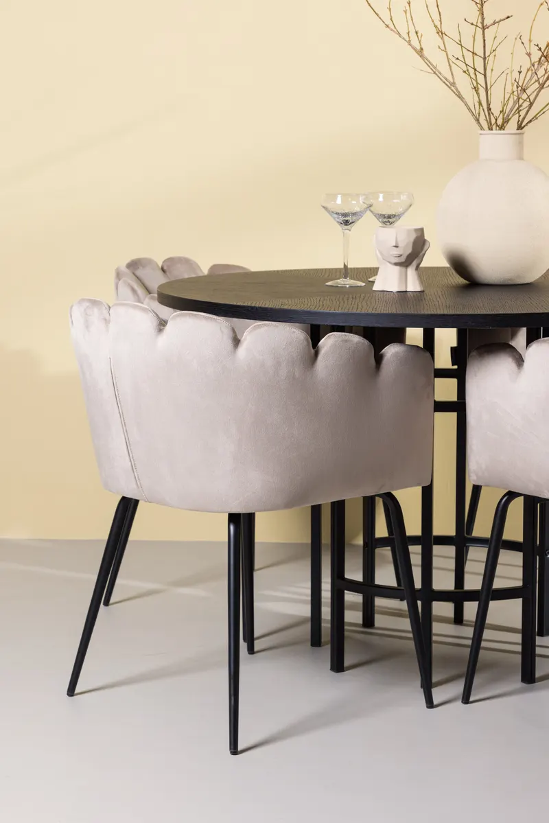 Copenhagen & Limhamn Essgruppe mit rundem Esstisch und 4 Samt-Armlehnstühlen in Ø 115 cm, Schwarz, Beige, Gestell Schwarz, im Wohnraum, Ansicht 2
