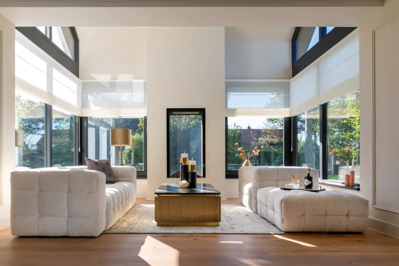 Couchtisch Ironville rechteckig, Goldfarben von Richmond Interiors, Wohnbeispiel 5, im Wohnraum
