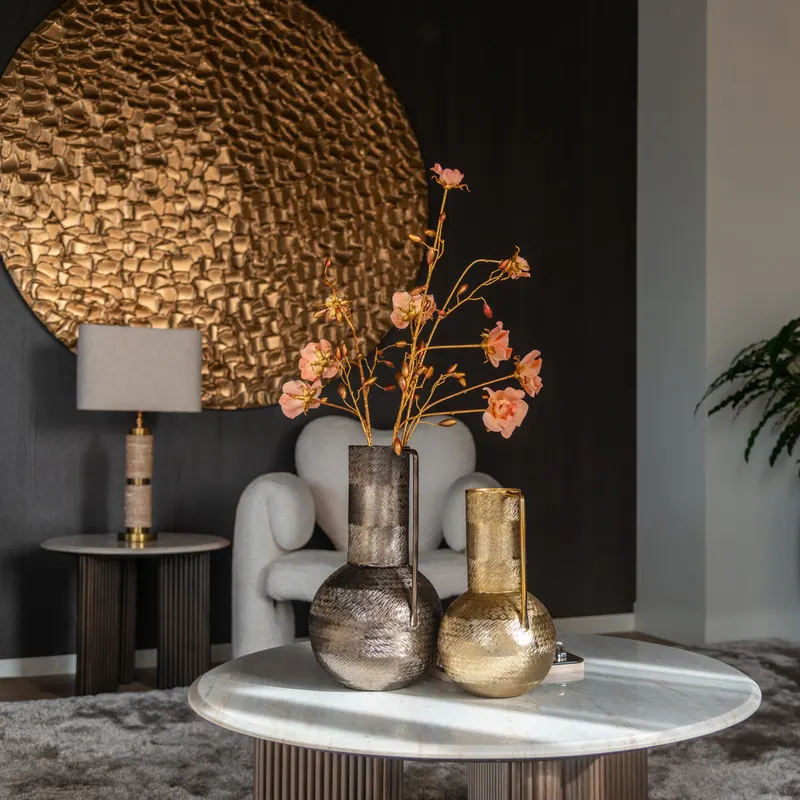 Mayfield Braun, 90 Ø cm von Richmond Interiors, Wohnbeispiel 6, im Wohnraum
