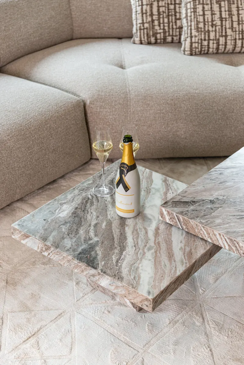 Couchtisch Rashford, Blush beige, 2er-Set von Richmond Interiors, Wohnbeispiel 10, im Wohnraum