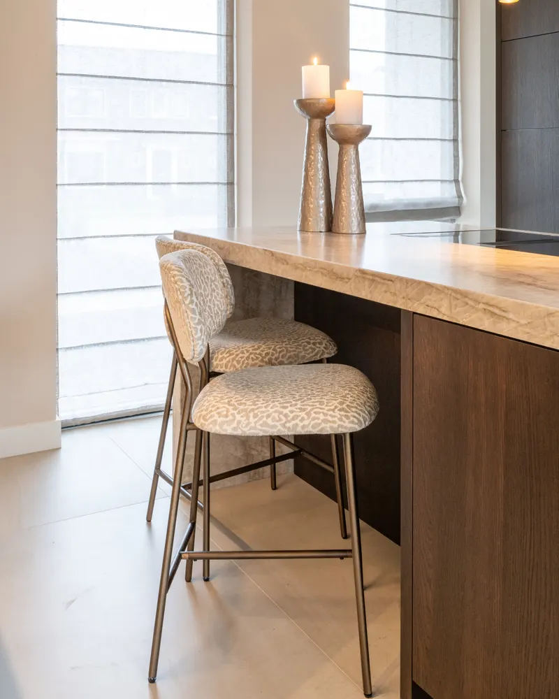 Barhocker Xenia, Beige leopard, feuerhemmend von Richmond Interiors, Wohnbeispiel 10, im Wohnraum