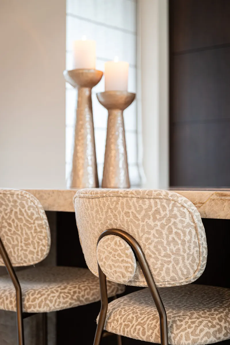 Barhocker Xenia, Beige leopard, feuerhemmend von Richmond Interiors, Wohnbeispiel 11, im Wohnraum
